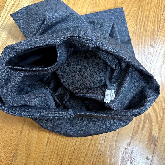 Glyder Gray Printed Spanish Tile Leggings Cropped Capri High Waisted S Small - Picture 7 of 9